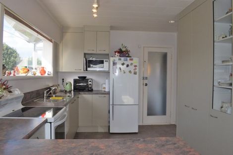 Photo of property in 84 Kirk Street, Otaki, 5512