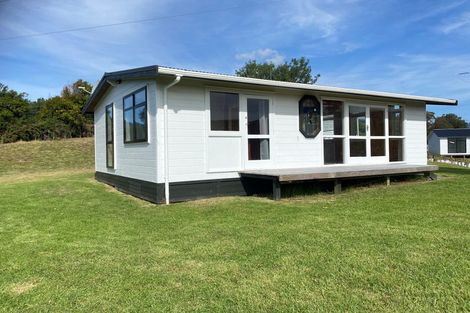 Photo of property in 112 Ngarara Road, Waikanae, 5036