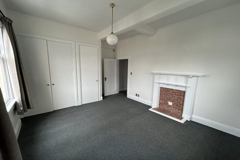 Photo of property in Chatsworth Flats, 5/23 Pirie Street, Mount Victoria, Wellington, 6011