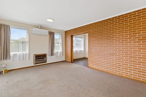 Photo of property in 5 Sunvue Road, Glen Eden, Auckland, 0602