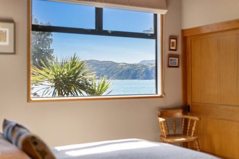 Photo of property in 146 Breaker Bay Road, Breaker Bay, Wellington, 6022