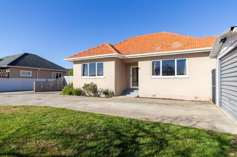 Photo of property in 11 Cochrane Street, Fairy Springs, Rotorua, 3015
