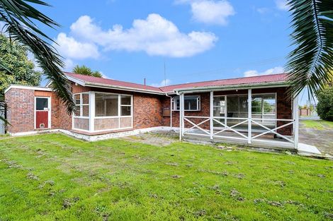 Photo of property in 152 Sandwich Road, St Andrews, Hamilton, 3200