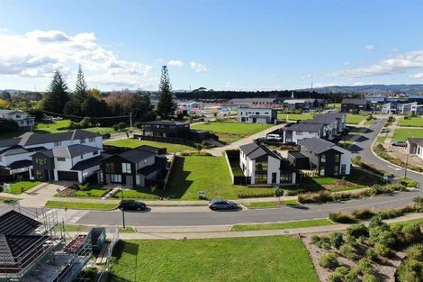 Photo of property in 7 Emerald Avenue, Rosehill, 2113
