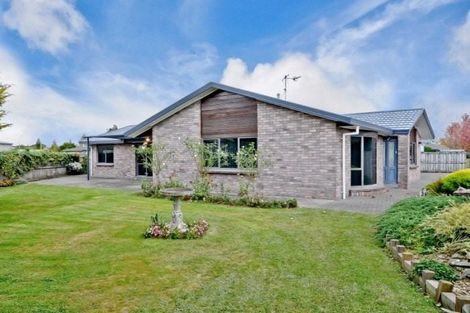 Photo of property in 32 Halcione Close, Flagstaff, Hamilton, 3210