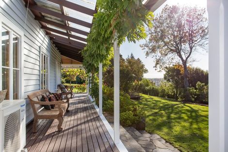 Photo of property in 23 Hyndhope Road, Kennedys Bush, Christchurch, 8025