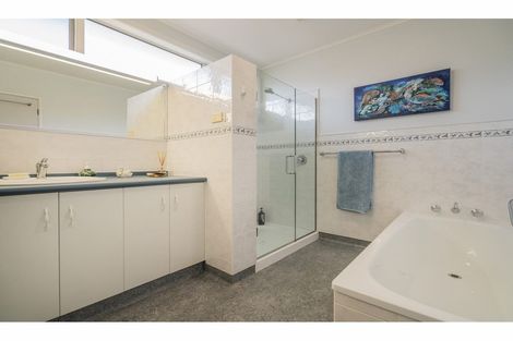 Photo of property in 104 Hauraki Terrace, Thames, 3500