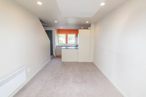 Photo of property in 152g Tasman Street, Mount Cook, Wellington, 6021