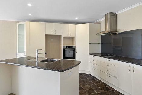 Photo of property in 72 Karamea Street, Whalers Gate, New Plymouth, 4310