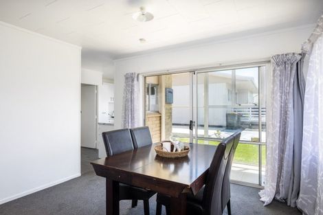 Photo of property in 3a Naumai Place, Spotswood, New Plymouth, 4310