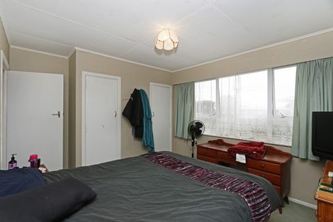 Photo of property in 15 Murray Avenue, Hawera, 4610