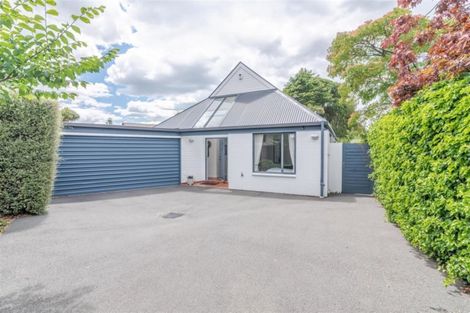 Photo of property in 290 Withells Road, Avonhead, Christchurch, 8042