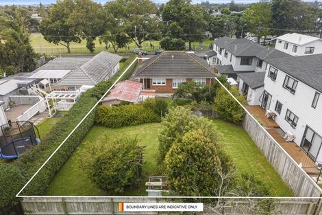 Photo of property in 102 Mountain Road, Mangere Bridge, Auckland, 2022