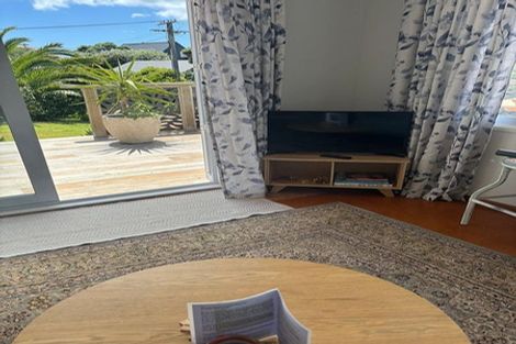 Photo of property in 46 Rodney Avenue, Te Horo Beach, Otaki, 5581