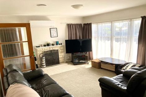Photo of property in 93 Roberts Road, Te Atatu South, Auckland, 0610