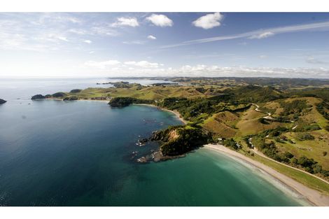 Photo of property in 354 Rockell Road, Whananaki, Hikurangi, 0181