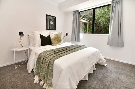 Photo of property in 30 Cabeleigh Drive, Helensville, 0800