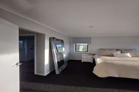 Photo of property in 3 Highland View Drive, Tokomaru, Palmerston North, 4474