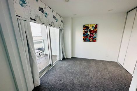 Photo of property in 501/17 Osterley Way, Manukau, Auckland, 2104