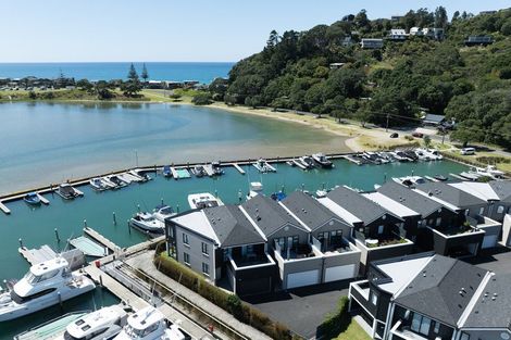 Photo of property in 11/6u The Marina, Tairua, 3508