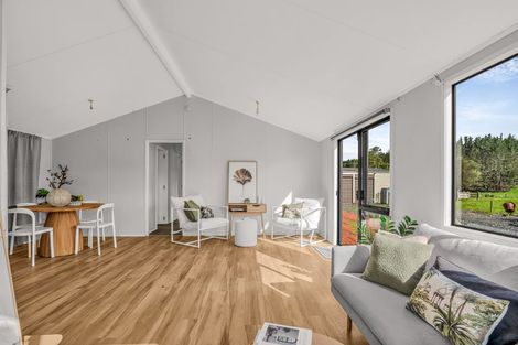 Photo of property in 230 Tavinor Road, Otaika, Whangarei, 0170