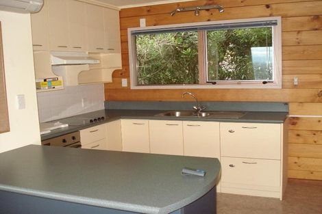 Photo of property in 224 Cannon Hill Crescent, Mount Pleasant, Christchurch, 8081