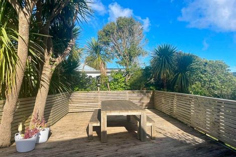 Photo of property in 12 Rodney Street, Northland, Wellington, 6012