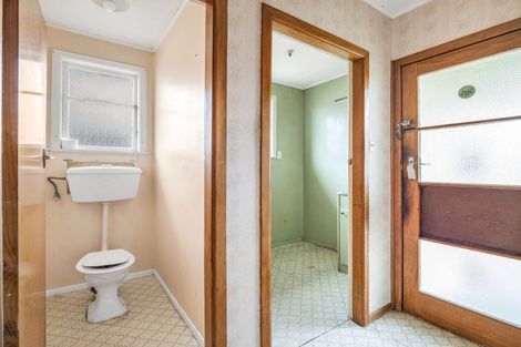 Photo of property in 112 Matai Street, Castlecliff, Whanganui, 4501