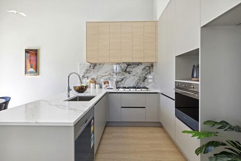 Photo of property in 46 Paretao Street, Massey, 0614