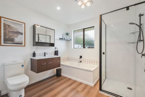 Photo of property in 4a Kinley Street, Rangiora, 7400