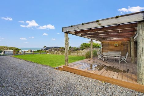 Photo of property in 8 Island Terrace, Motunau, Waipara, 7387