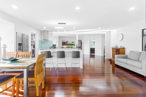 Photo of property in 96r Panorama Drive, Welcome Bay, Tauranga, 3175