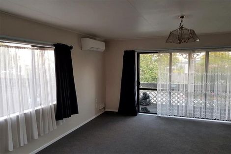 Photo of property in 21 Dahlstrom Grove, Kelvin Grove, Palmerston North, 4414