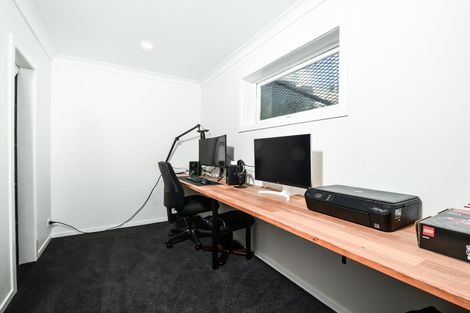 Photo of property in 9 Fuchsia Avenue, Pukete, Hamilton, 3200