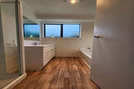 Photo of property in 87 Solar Road, Glen Eden, Auckland, 0602