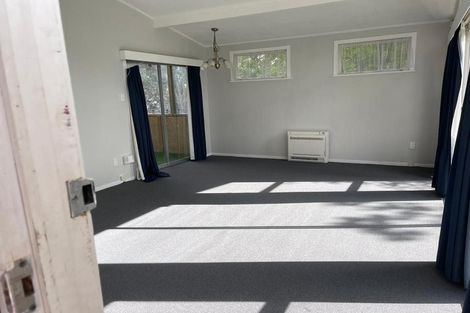 Photo of property in 26 Crompton Road, Massey, Auckland, 0614