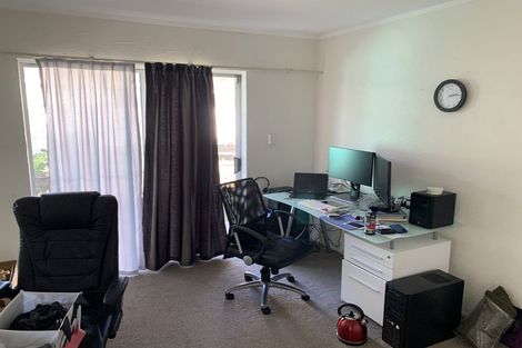 Photo of property in 40 Stapleford Crescent, Browns Bay, Auckland, 0630