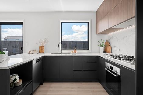 Photo of property in 13 Halley Drive, Chartwell, 3210