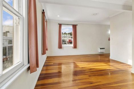 Photo of property in 7 Douglas Street, Mount Cook, Wellington, 6021