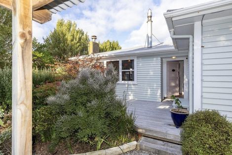 Photo of property in 144 Tilley Road, Paekakariki, 5034