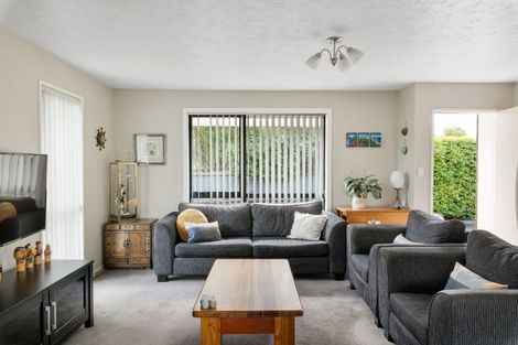 Photo of property in 23 Momorangi Crescent, Redwood, Christchurch, 8051