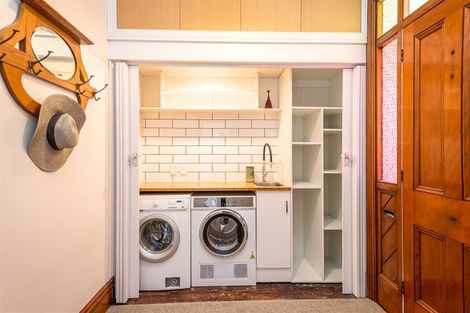 Photo of property in 28 Fairfield Avenue, Addington, Christchurch, 8024