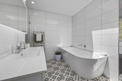 Photo of property in 23 Totara Close, Taieri Mouth, 9091