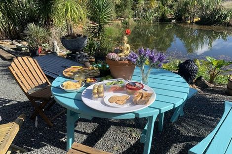 Photo of property in 1665 Matapouri Road, Matapouri, Whangarei, 0173