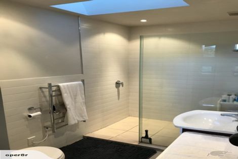 Photo of property in 46 Masterton Road, Rothesay Bay, Auckland, 0630