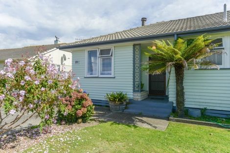 Photo of property in 21 Cottrell Crescent, Onekawa, Napier, 4110