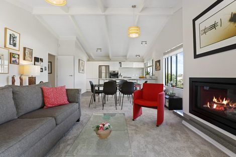 Photo of property in 14 Mere Road, Taupo, 3330