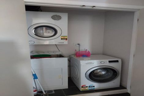 Photo of property in 138 Molesworth Street, New Plymouth, 4312