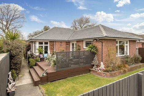 Photo of property in 11 Harris Crescent, Papanui, Christchurch, 8053