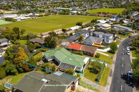 Photo of property in 38 Blakeborough Drive, Forrest Hill, Auckland, 0620
